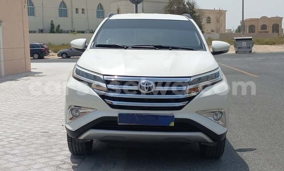 Buy Used Toyota Rush White Car in Victoria in East africa Buy Used Toyota Rush White Car in Victoria in East africa