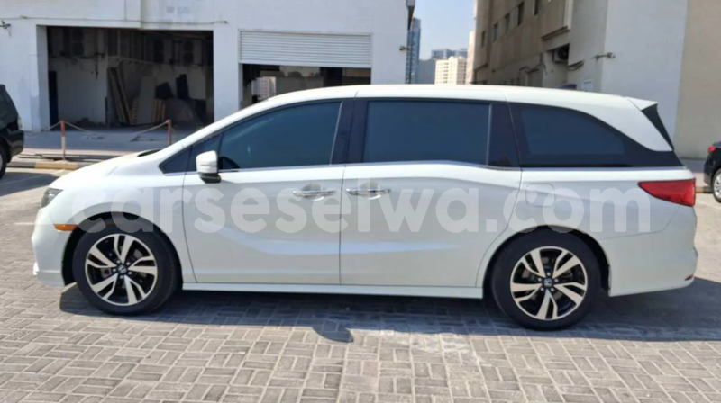 Big with watermark honda odyssey east africa victoria 8210