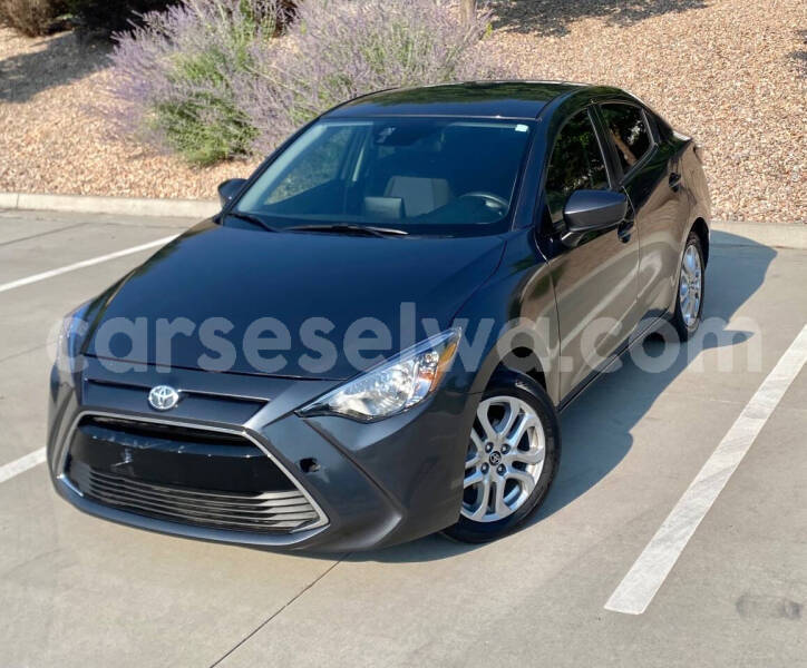 Big with watermark toyota yaris east africa victoria 8215