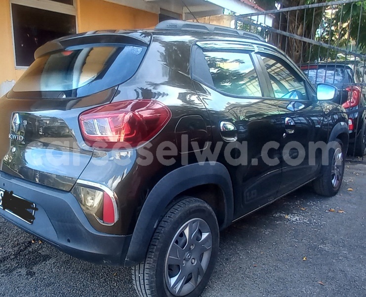 Big with watermark renault kwid east africa victoria 8219
