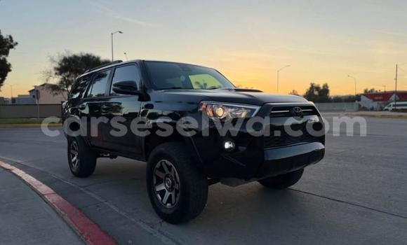 Buy Used Toyota 4Runner Black Car in Victoria in East africa