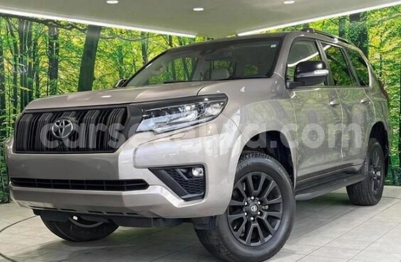 Big with watermark toyota land cruiser prado east africa victoria 8244