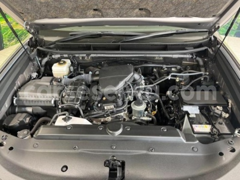 Big with watermark toyota land cruiser prado east africa victoria 8244