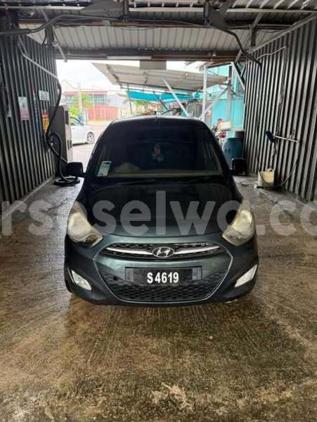 Big with watermark hyundai accent east mahe anse aux pins 8259
