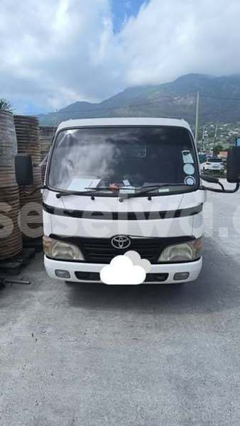 Big with watermark toyota dyna victoria mahe 8261