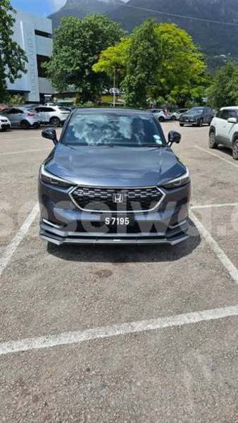 Big with watermark honda vezel victoria mahe 8264