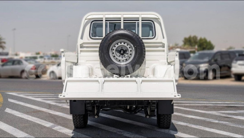 Big with watermark toyota land cruiser east africa victoria 8271