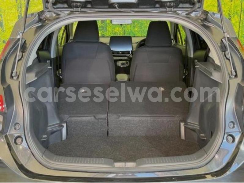 Big with watermark toyota aqua east africa victoria 8278