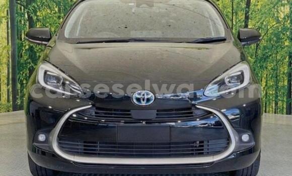 Buy Used Toyota Aqua Black Car in Victoria in East africa Buy Used Toyota Aqua Black Car in Victoria in East africa