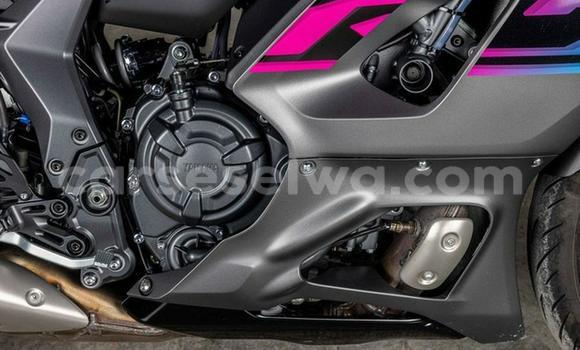 Buy Used Yamaha YZF Black Bike in Victoria in East africa Buy Used Yamaha YZF Black Bike in Victoria in East africa