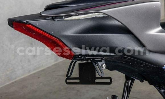 Buy Used Yamaha YZF Black Bike in Victoria in East africa Buy Used Yamaha YZF Black Bike in Victoria in East africa
