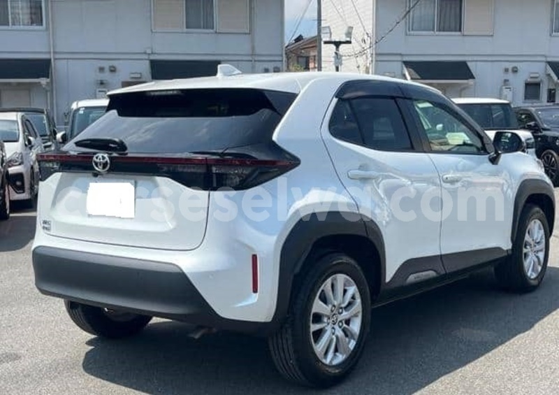 Big with watermark toyota yaris west mahe bel ombre 8285