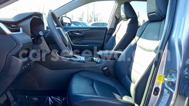 Big with watermark toyota rav4 greater victoria bel air 8287