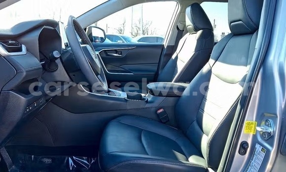 Buy Used Toyota RAV4 Silver Car in Bel Air in Greater Victoria Buy Used Toyota RAV4 Silver Car in Bel Air in Greater Victoria