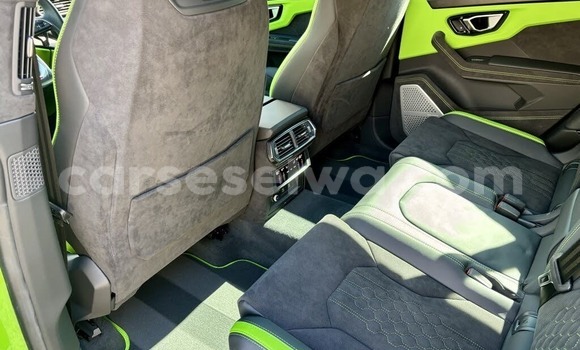 Buy Used Lamborghini Urus Concept Green Car in Anse Volbert in Inner Islands Buy Used Lamborghini Urus Concept Green Car in Anse Volbert in Inner Islands