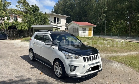 Buy Used Hyundai Creta White Car in Roche Caïman in Greater Victoria Buy Used Hyundai Creta White Car in Roche Caïman in Greater Victoria