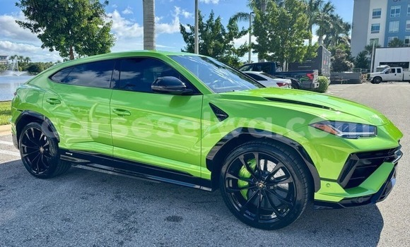 Buy Used Lamborghini Urus Concept Green Car in Anse Volbert in Inner Islands