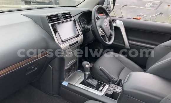 Acheter Neuf Voiture Toyota Land Cruiser Prado Noir à Anse Aux Pins, East Mahé Acheter Neuf Voiture Toyota Land Cruiser Prado Noir à Anse Aux Pins, East Mahé