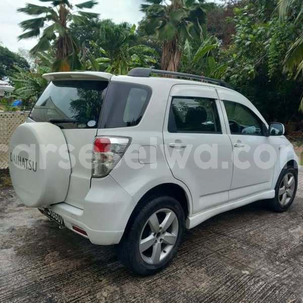 Big with watermark daihatsu terios victoria mahe 8308