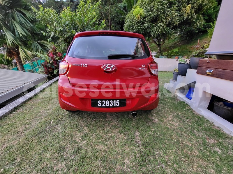 Big with watermark hyundai grand i10 north mahe beau vallon 8321