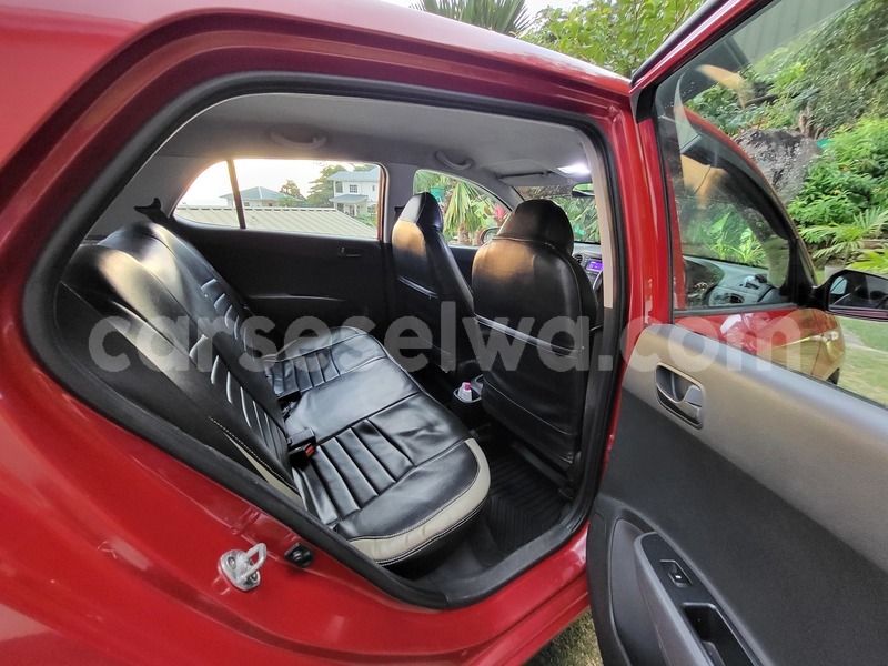 Big with watermark hyundai grand i10 north mahe beau vallon 8321