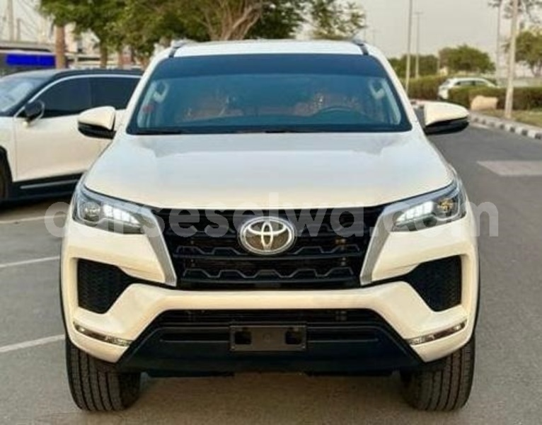 Big with watermark toyota fortuner greater victoria bel air 8325