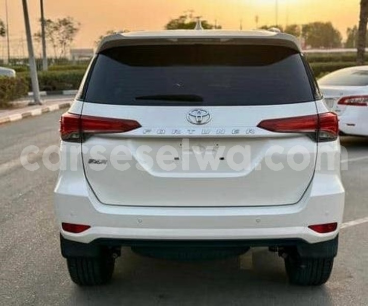 Big with watermark toyota fortuner greater victoria bel air 8325