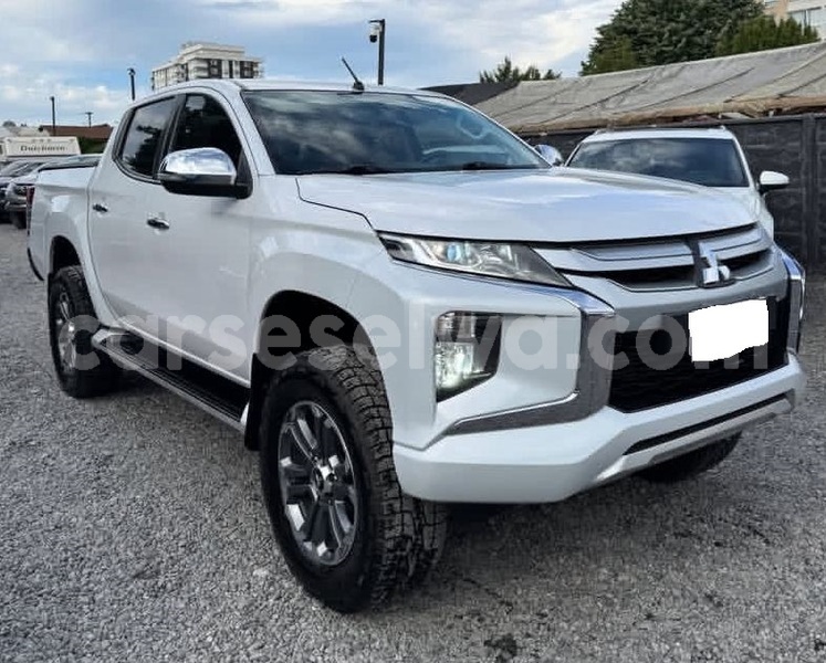 Big with watermark mitsubishi l200 greater victoria bel air 8338