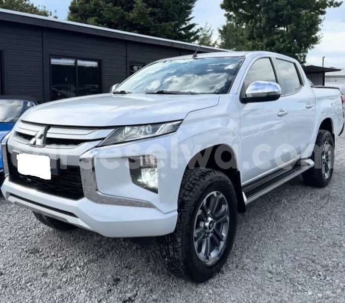Big with watermark mitsubishi l200 greater victoria bel air 8338