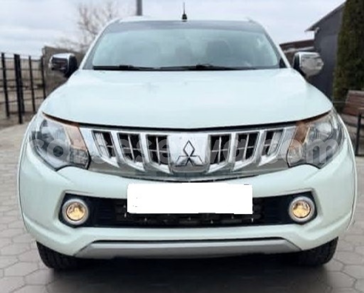 Big with watermark mitsubishi l200 greater victoria bel air 8344