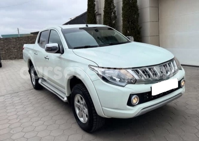 Big with watermark mitsubishi l200 greater victoria bel air 8344