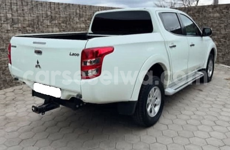 Big with watermark mitsubishi l200 greater victoria bel air 8344
