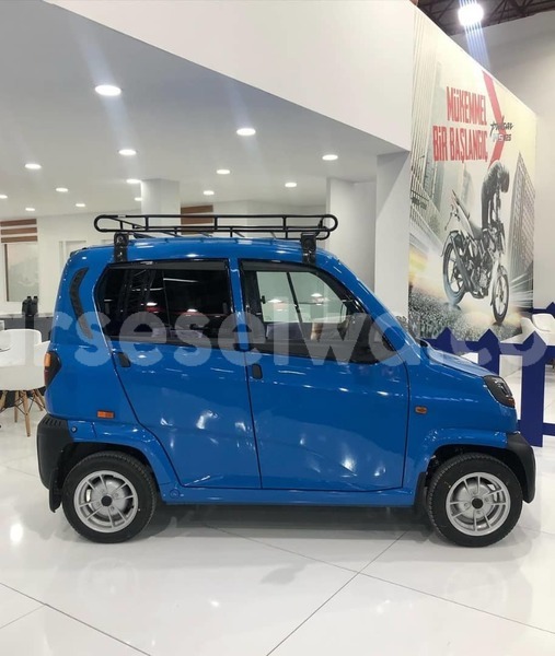 Big with watermark bajaj qute south mahe baie lazare 8346