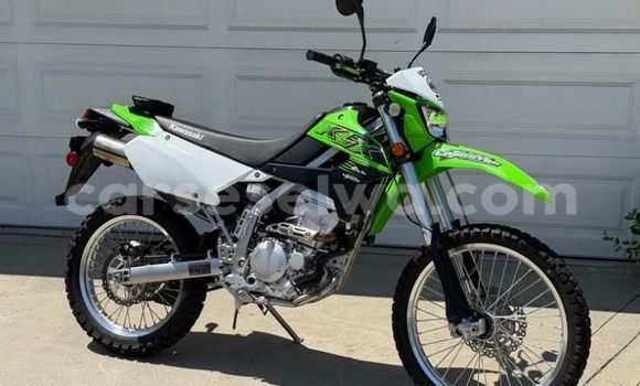 Buy Used Kawasaki KLX Green Bike in Victoria in East africa