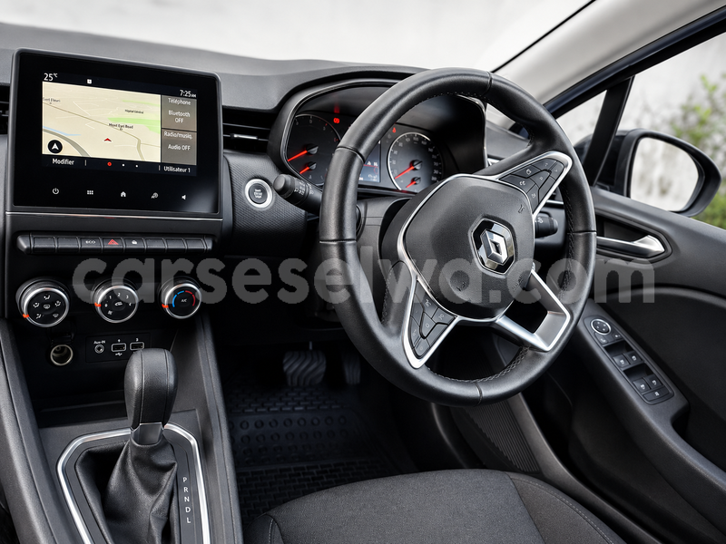 Big with watermark renault clio north mahe beau vallon 8349