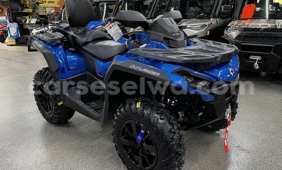 Buy New Yamaha TMAX Black Bike in Anse Aux Pins in East Mahé Buy New Yamaha TMAX Black Bike in Anse Aux Pins in East Mahé