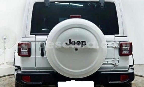 Buy Used Jeep Wrangler White Car in Bel Ombre in West Mahé Buy Used Jeep Wrangler White Car in Bel Ombre in West Mahé