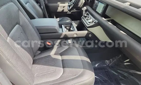 Buy Used Land Rover Defender White Car in Cascade in Cascade Buy Used Land Rover Defender White Car in Cascade in Cascade