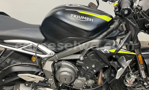 Buy Import Triumph Street Triple White Bike in Anse Aux Pins in East Mahé Buy Import Triumph Street Triple White Bike in Anse Aux Pins in East Mahé
