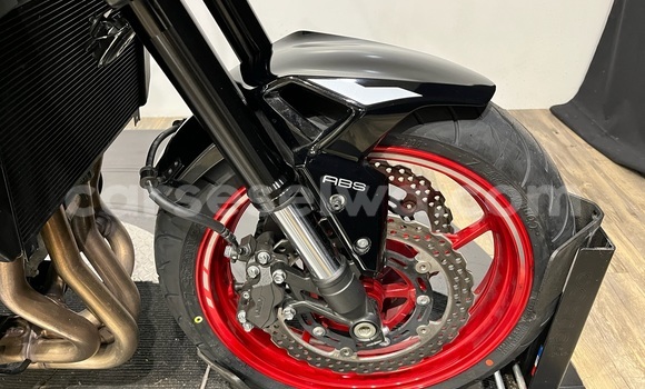Buy Import Kawasaki Z Red Bike in Victoria in East africa Buy Import Kawasaki Z Red Bike in Victoria in East africa