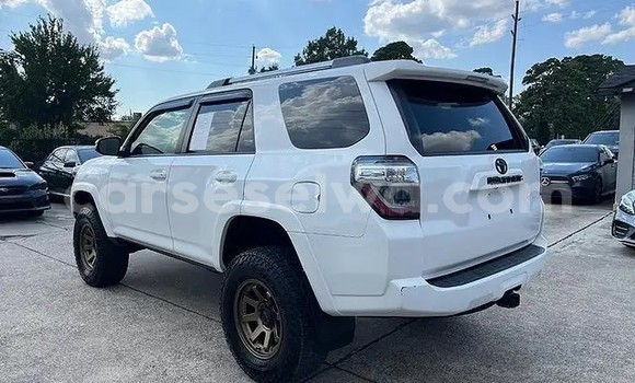 Buy Used Toyota 4Runner White Car in Anse Etoile in North Mahé Buy Used Toyota 4Runner White Car in Anse Etoile in North Mahé