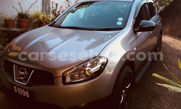 Acheter Import Voiture Nissan Qashqai Gris à Beau Vallon, Nord Mahé
