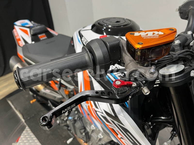 Big with watermark ktm duke greater victoria les mamelles 8367