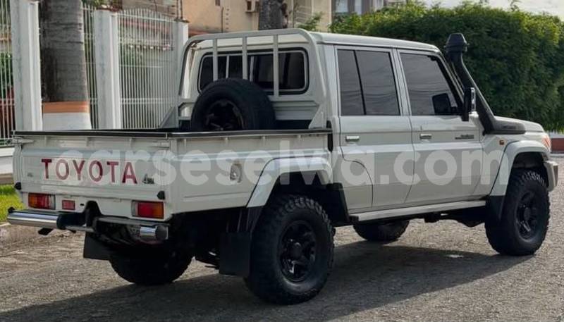 Big with watermark toyota land cruiser greater victoria bel air 8370