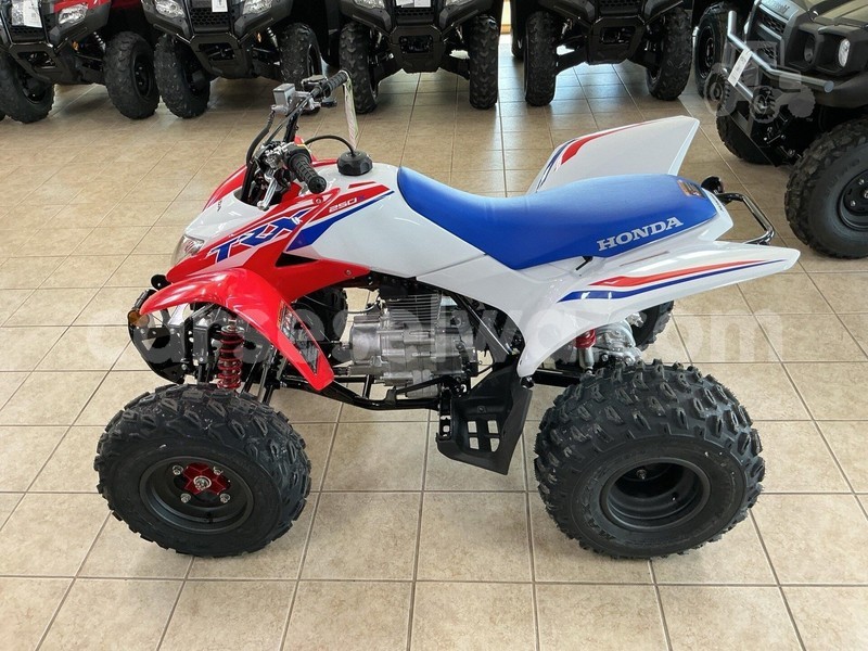 Big with watermark honda trx east mahe la plaine st andre 8375