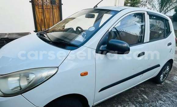 Buy Used Hyundai i10 Other Car in Anse Volbert in Inner Islands