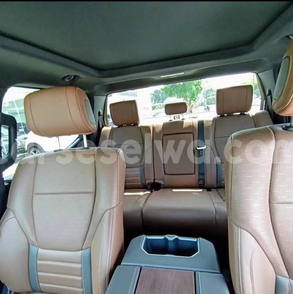 Big with watermark toyota tundra greater victoria bel air 8407