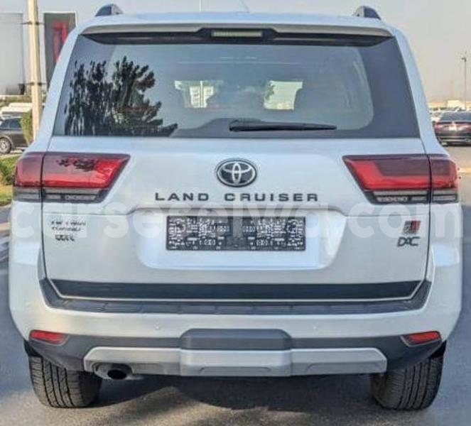 Big with watermark toyota land cruiser greater victoria bel air 8412