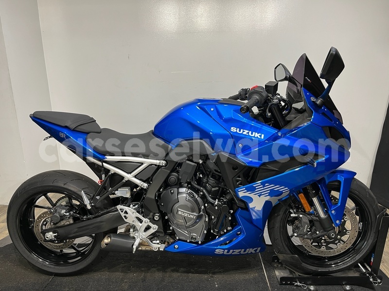 Big with watermark suzuki gsx north mahe beau vallon 8419