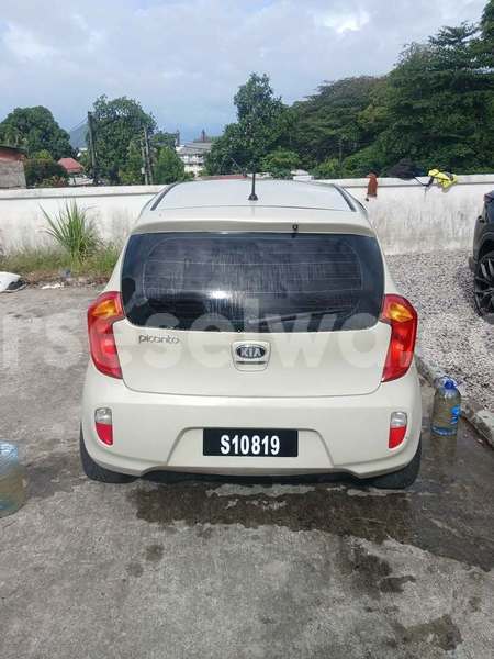 Big with watermark kia cadenza east mahe anse aux pins 8436